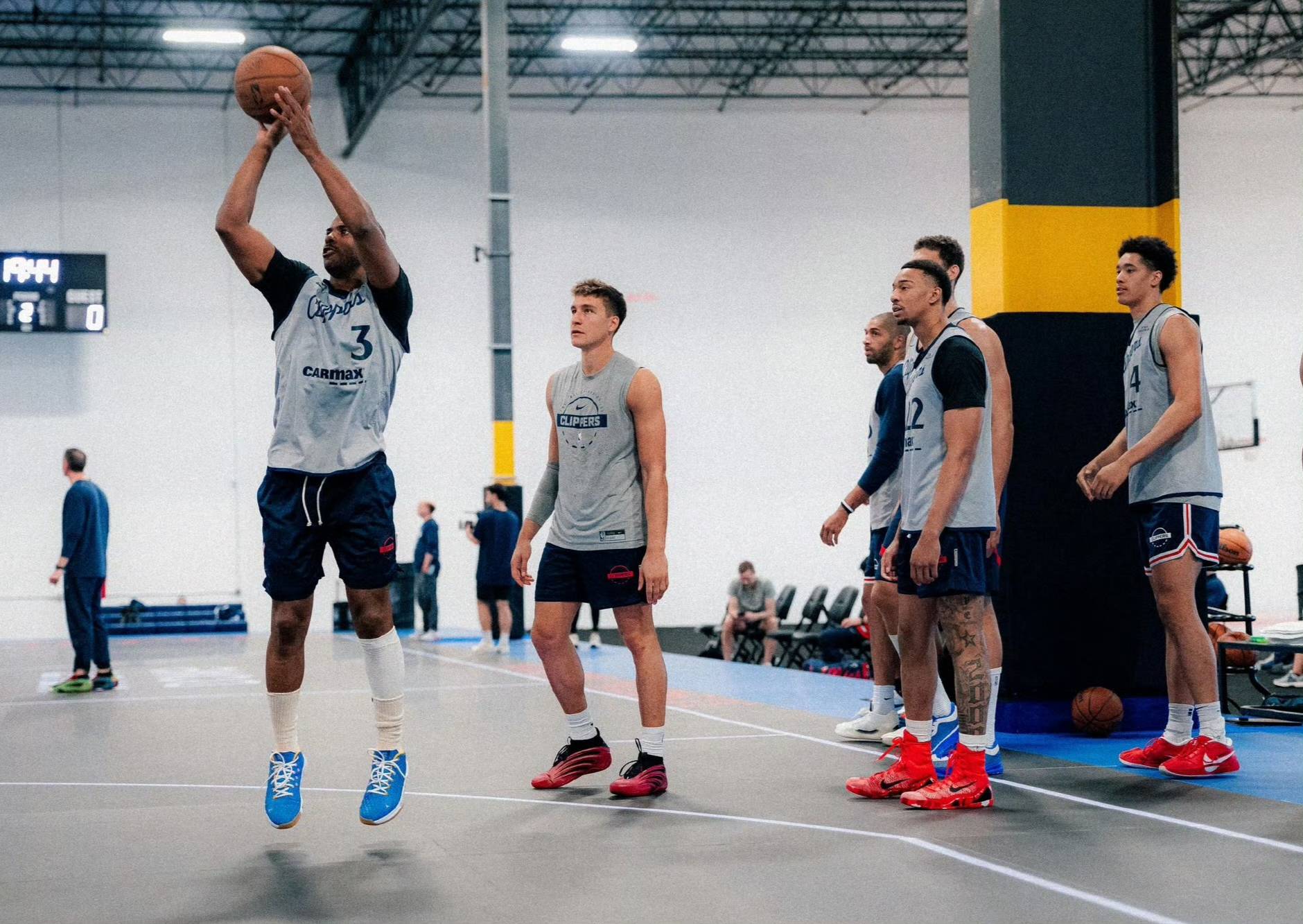 九游官网-快船客场大胜魔术，继续领跑西部